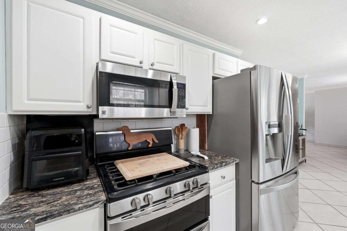4643 Noah Overlook W Acworth GA 30101