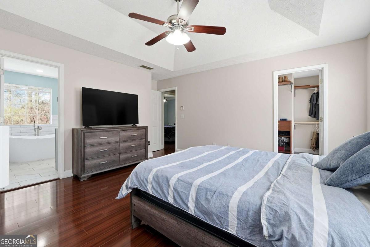 4643 Noah Overlook W Acworth GA 30101