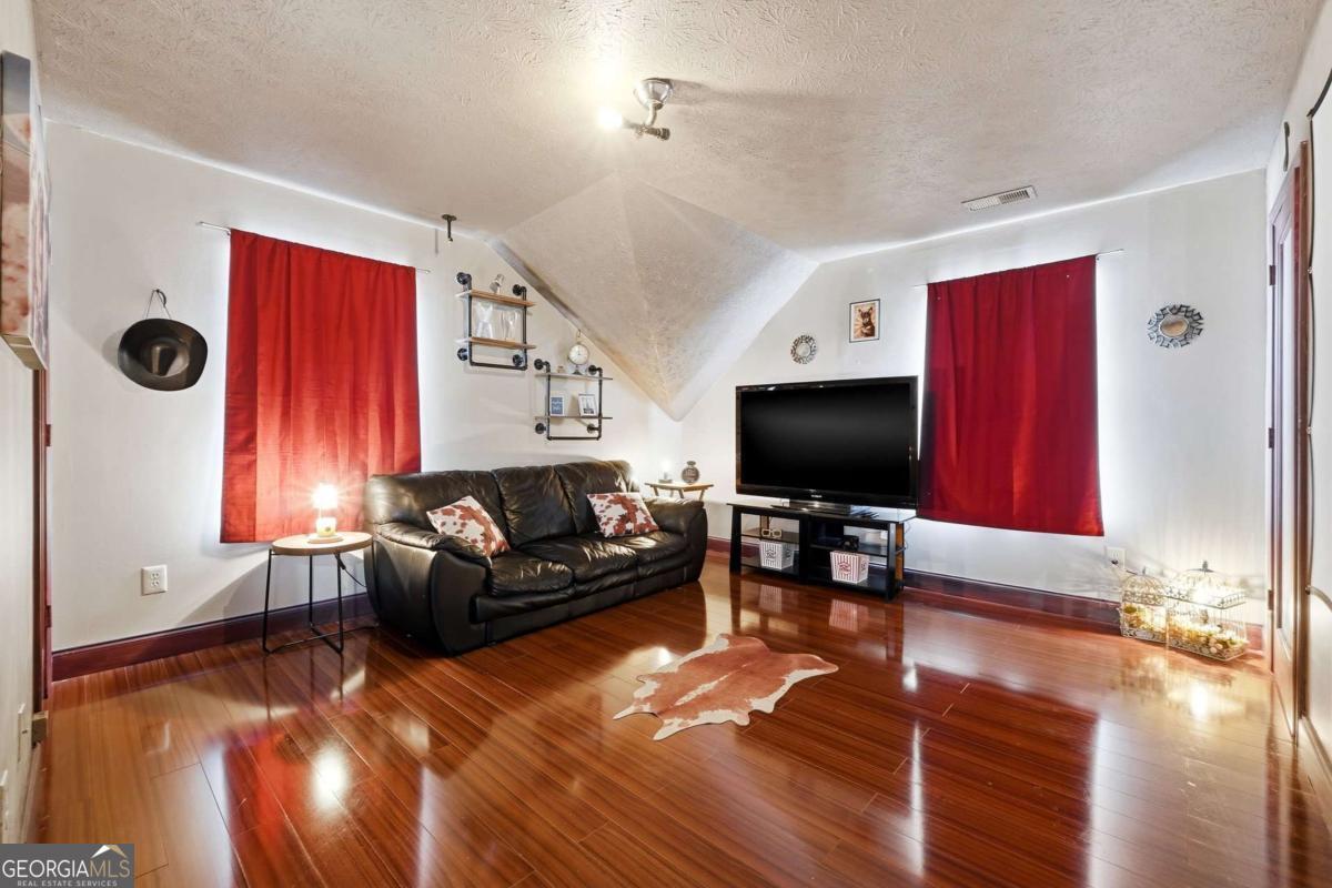 4643 Noah Overlook W Acworth GA 30101