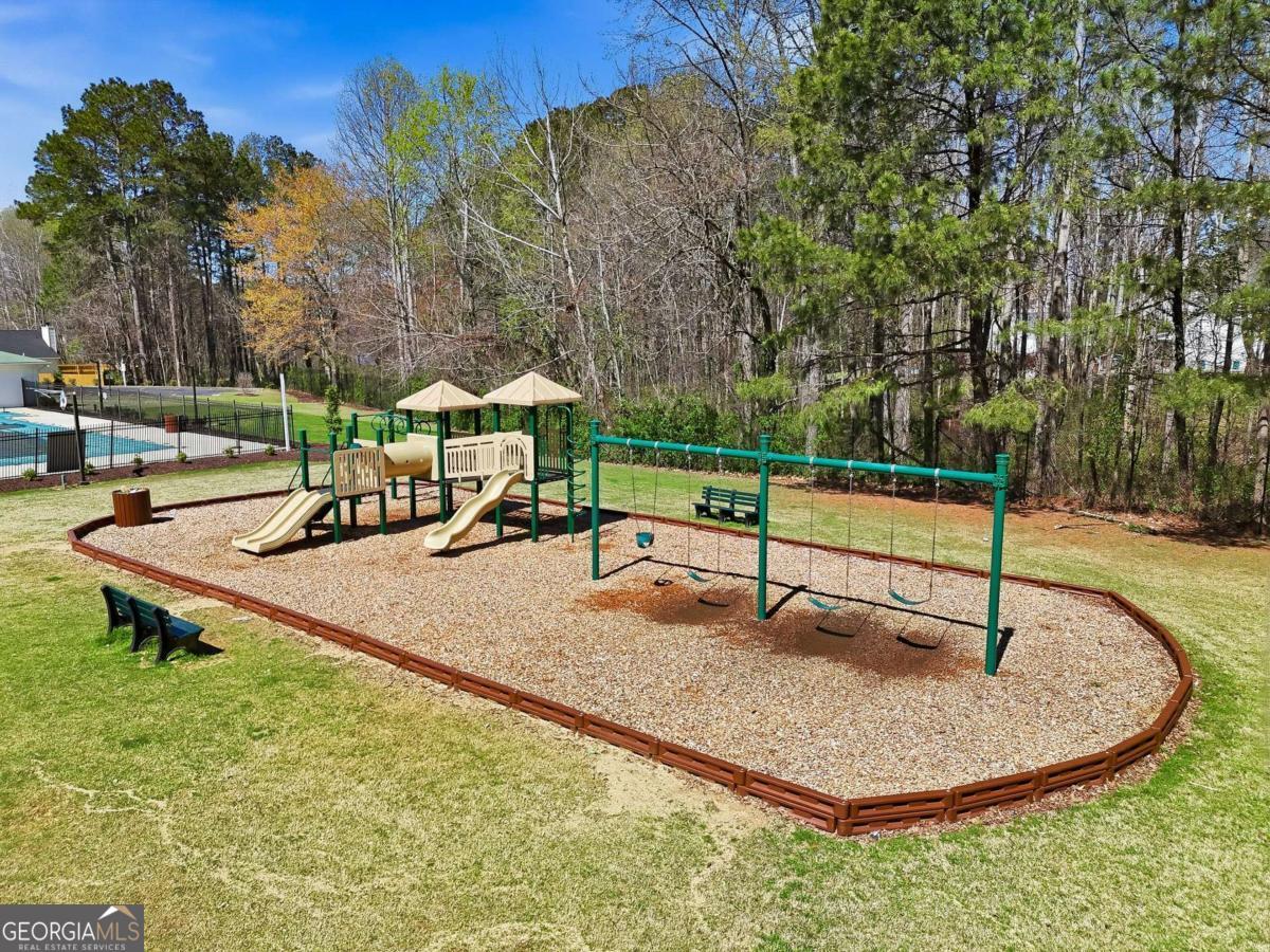 4643 Noah Overlook W Acworth GA 30101