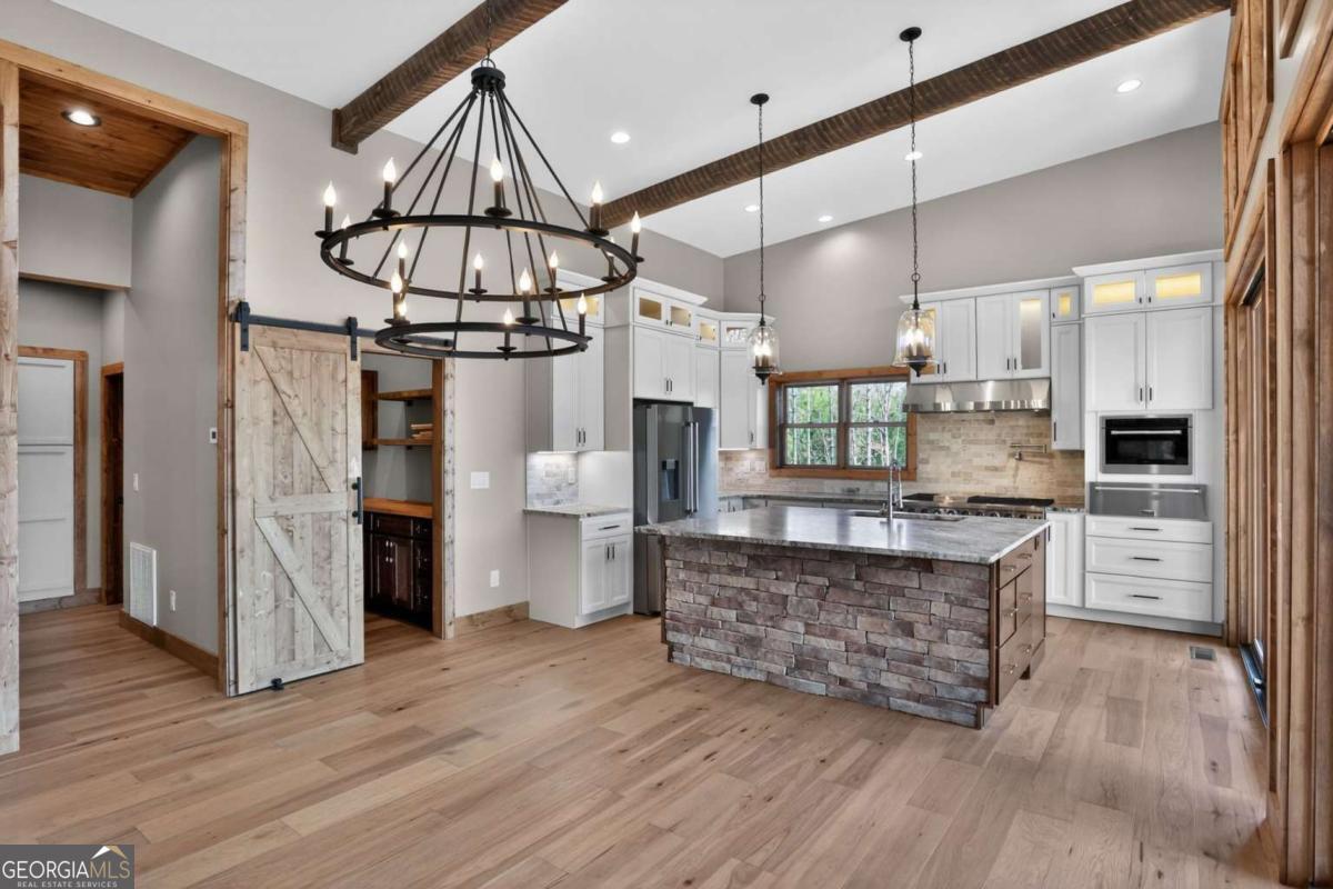 95 Sapulpa Court Ellijay GA 30540