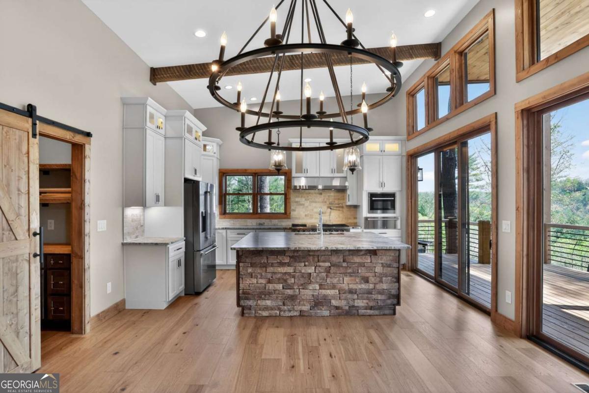 95 Sapulpa Court Ellijay GA 30540