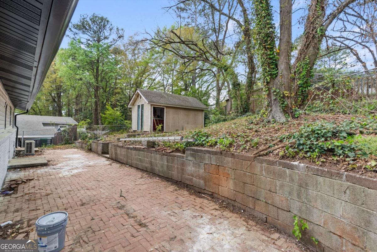 1262 Sparrow Lane Decatur GA 30033