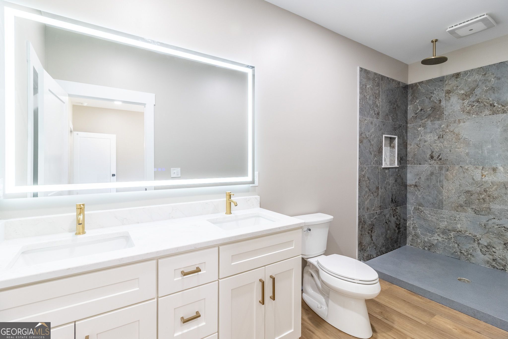822 Wildwood Chatsworth GA 30705