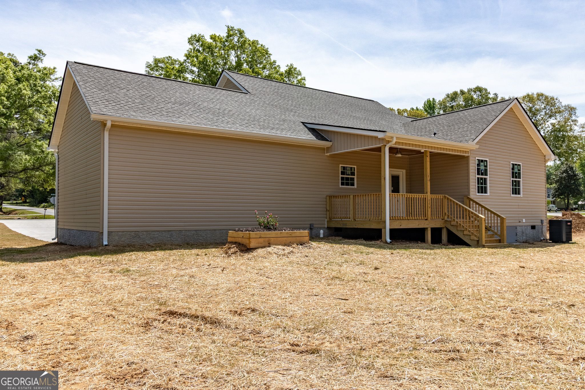 822 Wildwood Chatsworth GA 30705