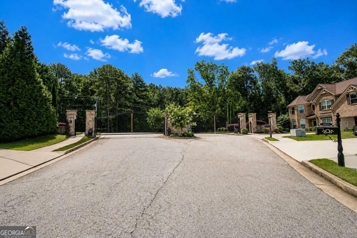 1321 Azalea Brook Drive Lawrenceville GA 30043