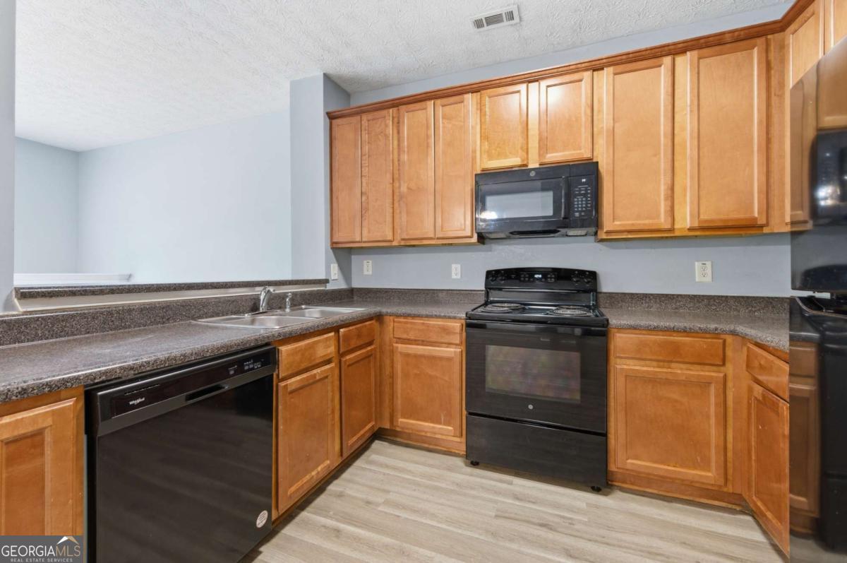 4137 High Park Terrace Atlanta GA 30344