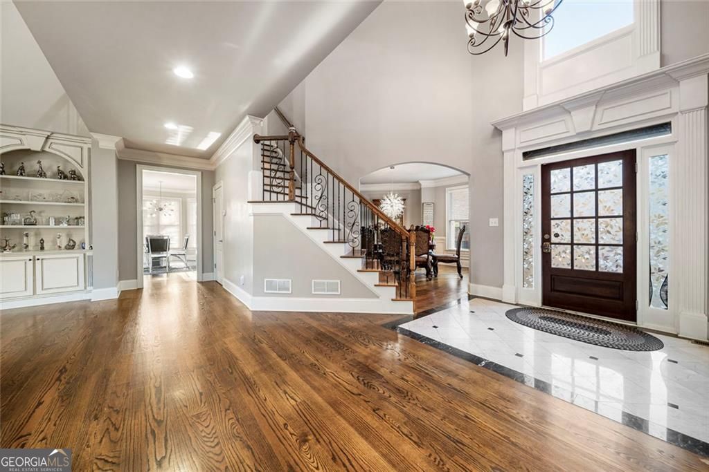 585 Settles Brook Court Suwanee GA 30024