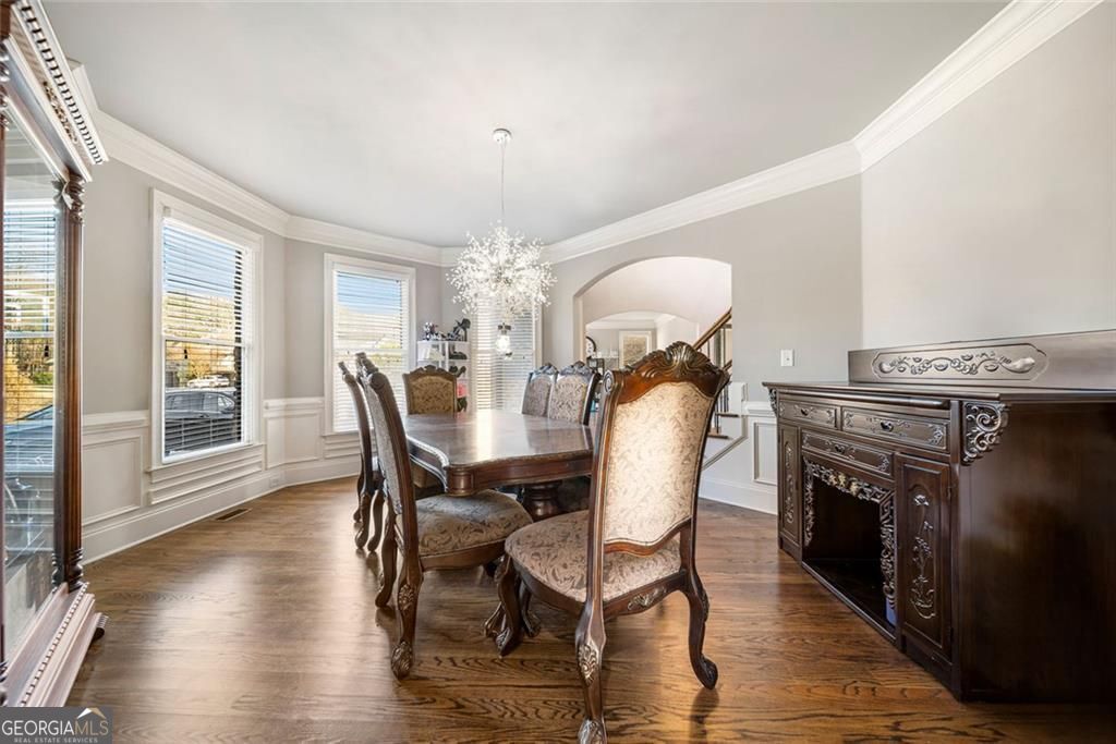 585 Settles Brook Court Suwanee GA 30024