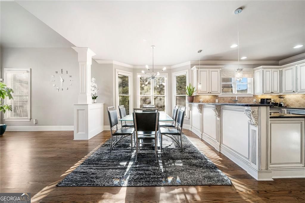 585 Settles Brook Court Suwanee GA 30024