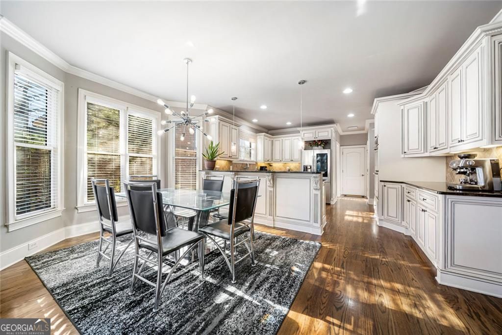 585 Settles Brook Court Suwanee GA 30024