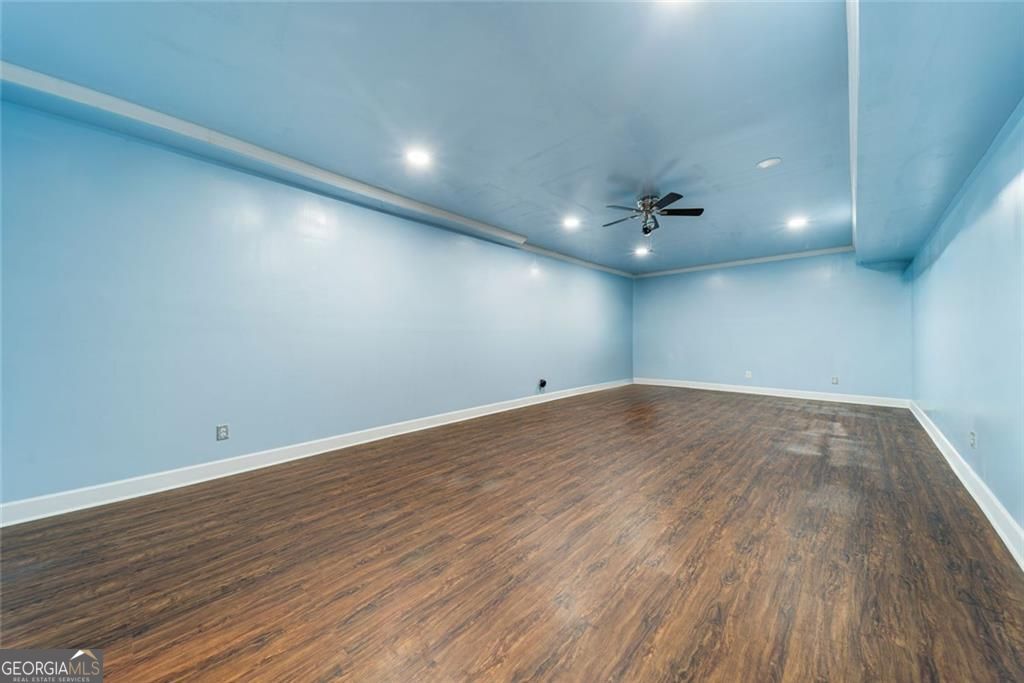 585 Settles Brook Court Suwanee GA 30024