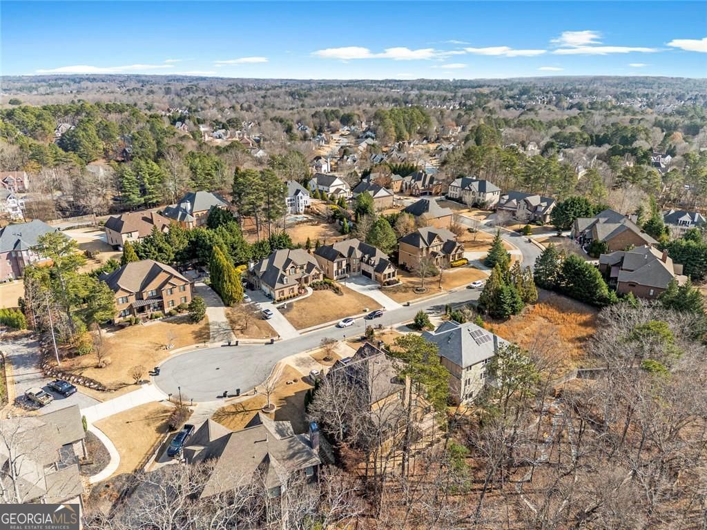 585 Settles Brook Court Suwanee GA 30024