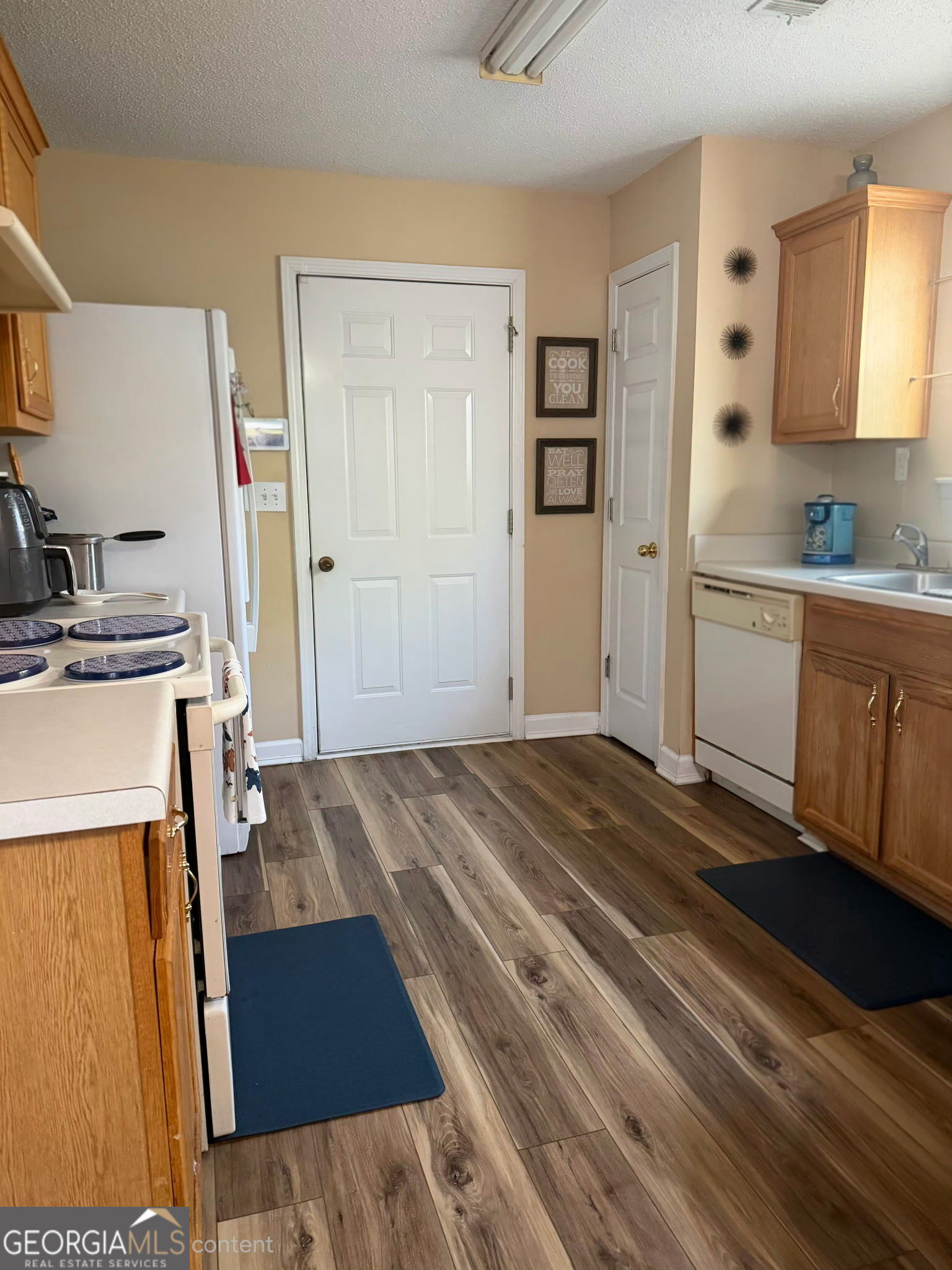 5842 Waggoner Court Rex GA 30273