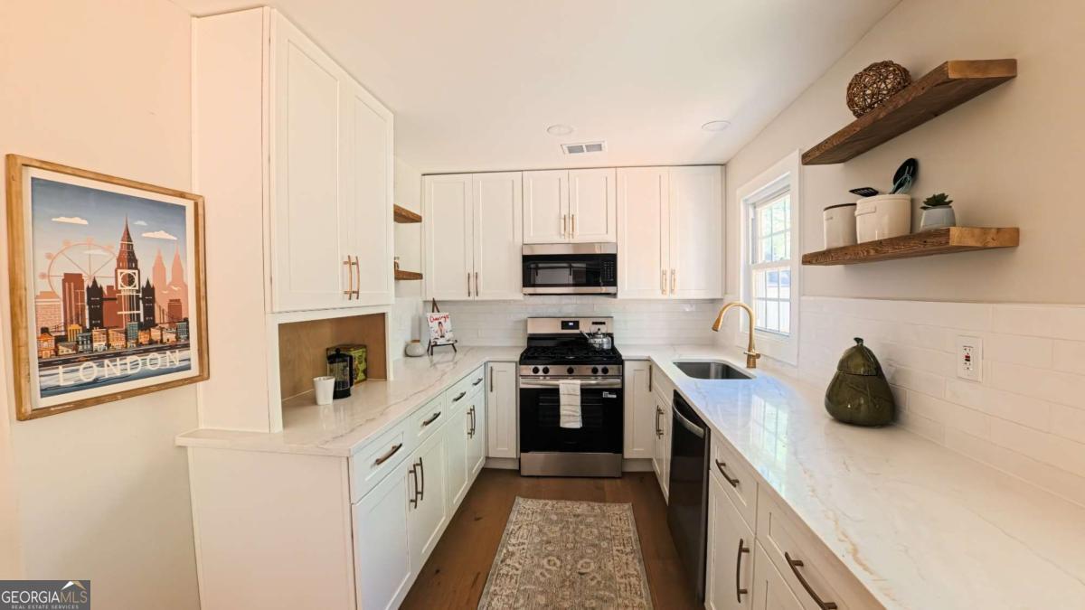 2402 Lancelot Drive Decatur GA 30033
