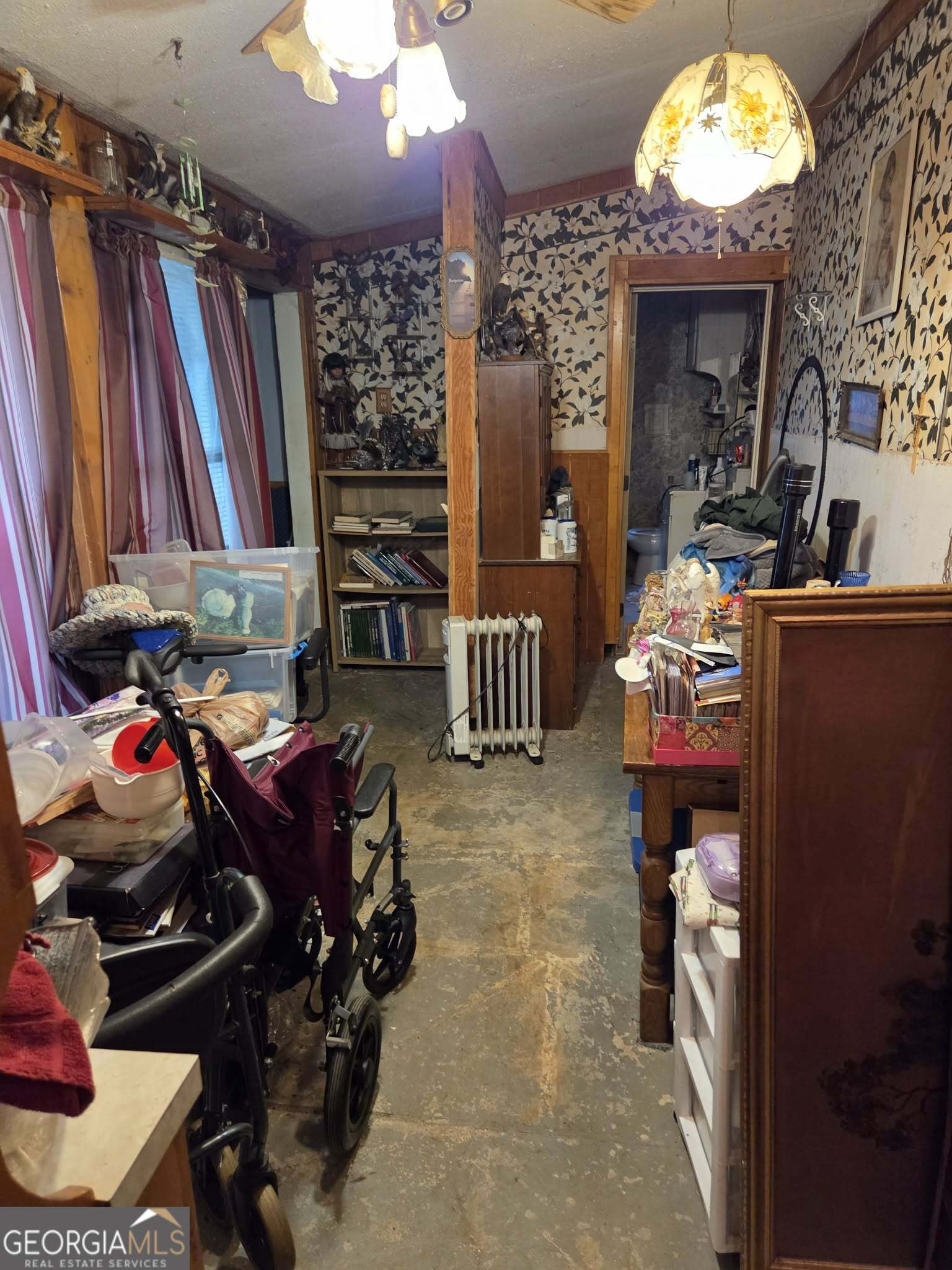 2943 Akron Street East Point GA 30344