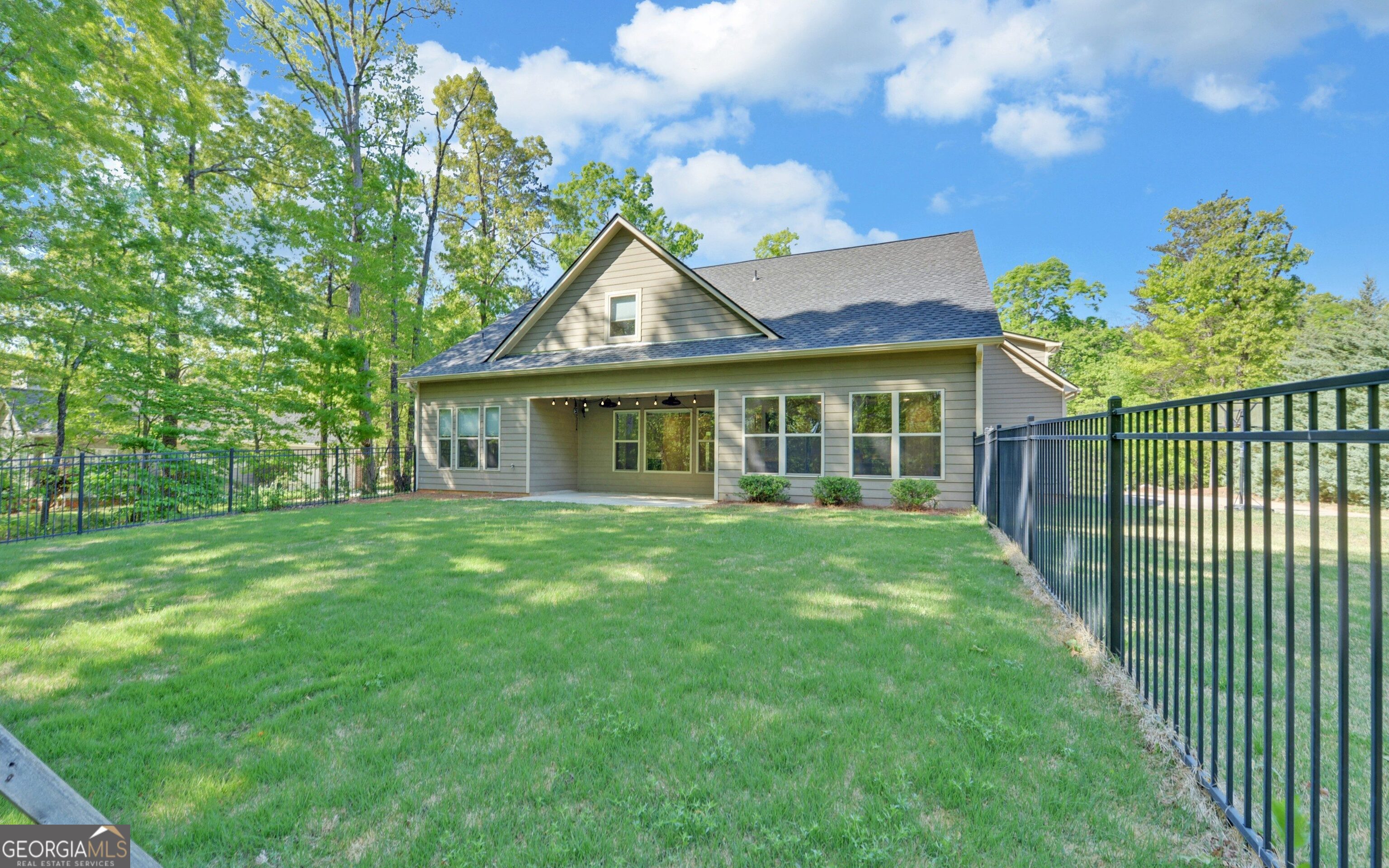 255 Abbington Way Clarkesville GA 30523