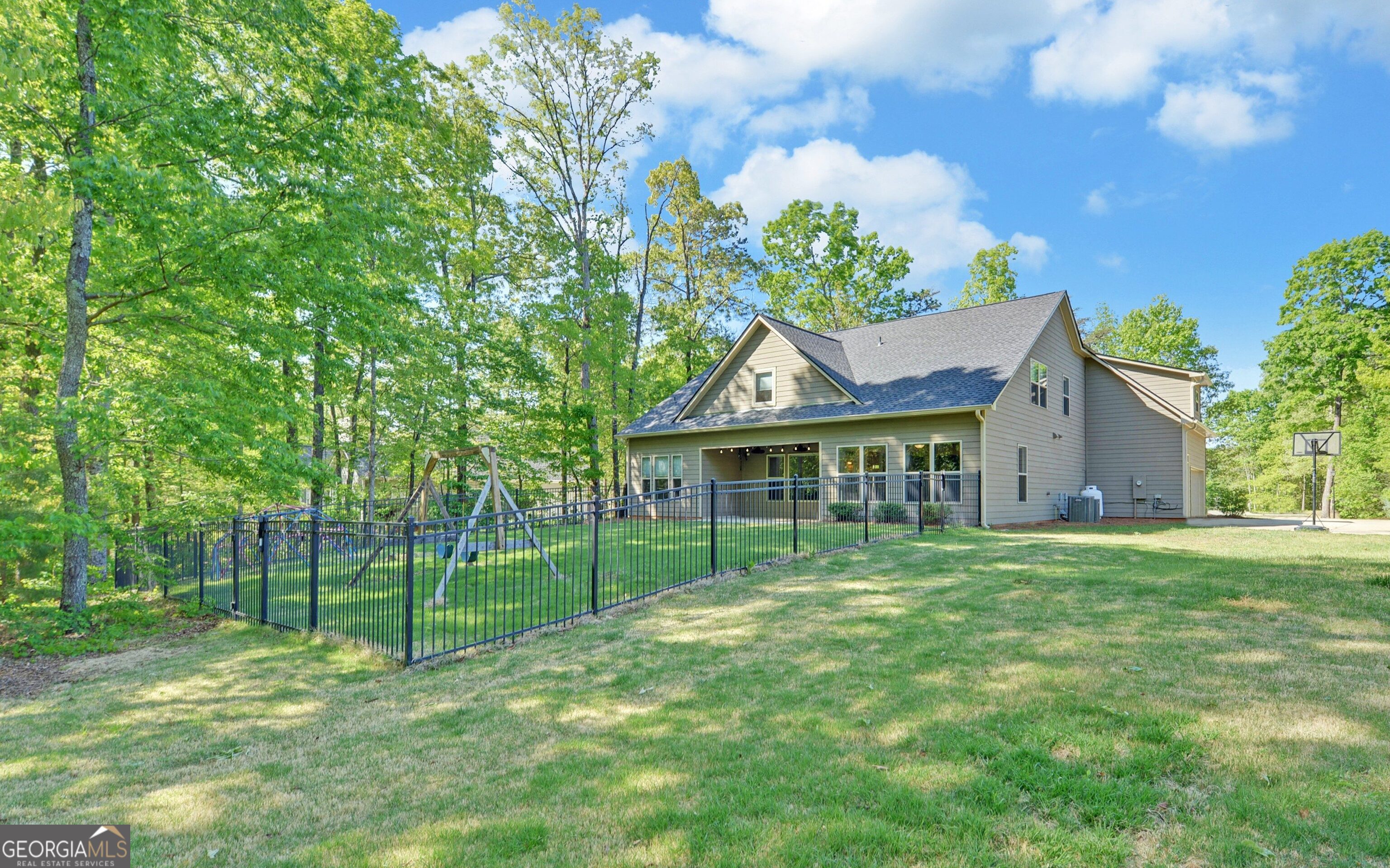 255 Abbington Way Clarkesville GA 30523