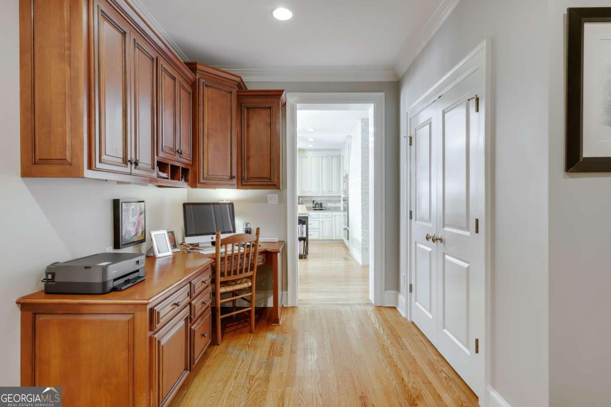 577 Cloverhurst Avenue Athens GA 30606