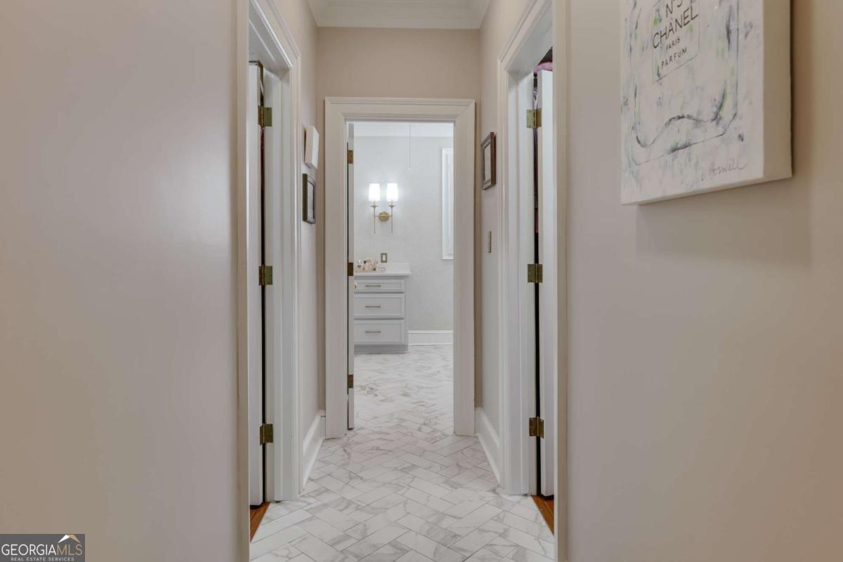 577 Cloverhurst Avenue Athens GA 30606