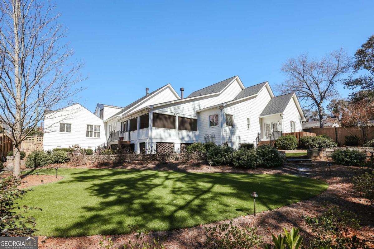 577 Cloverhurst Avenue Athens GA 30606