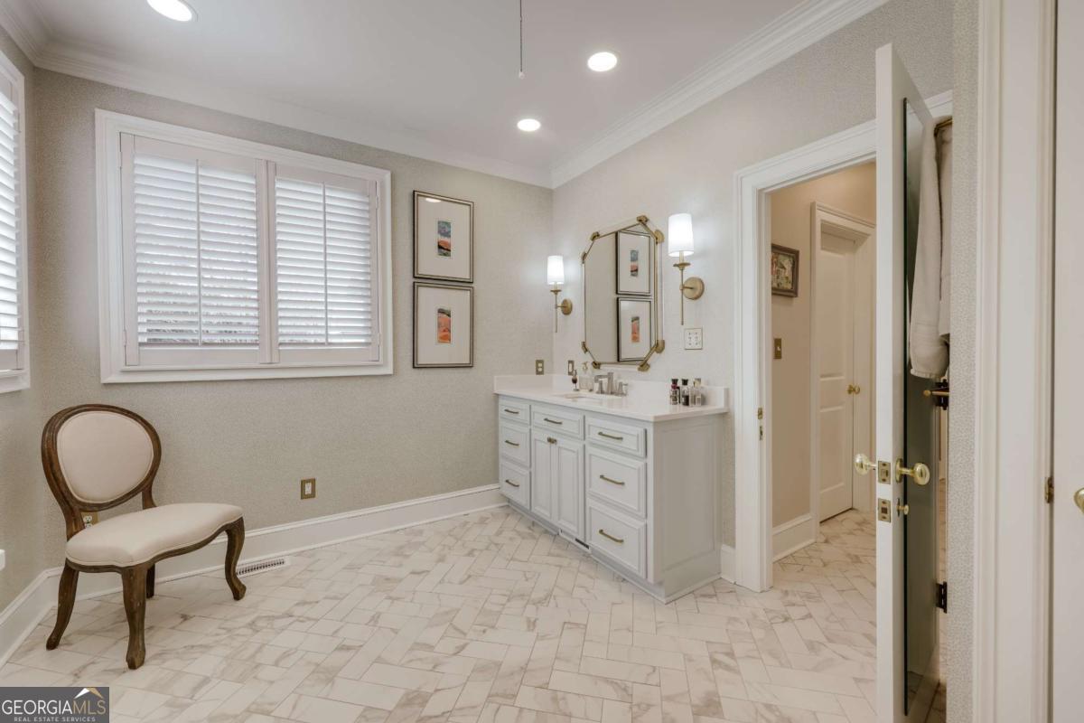 577 Cloverhurst Avenue Athens GA 30606