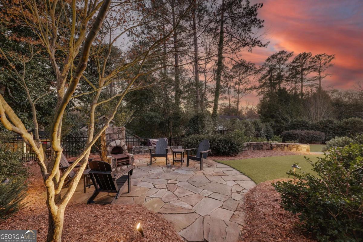 577 Cloverhurst Avenue Athens GA 30606