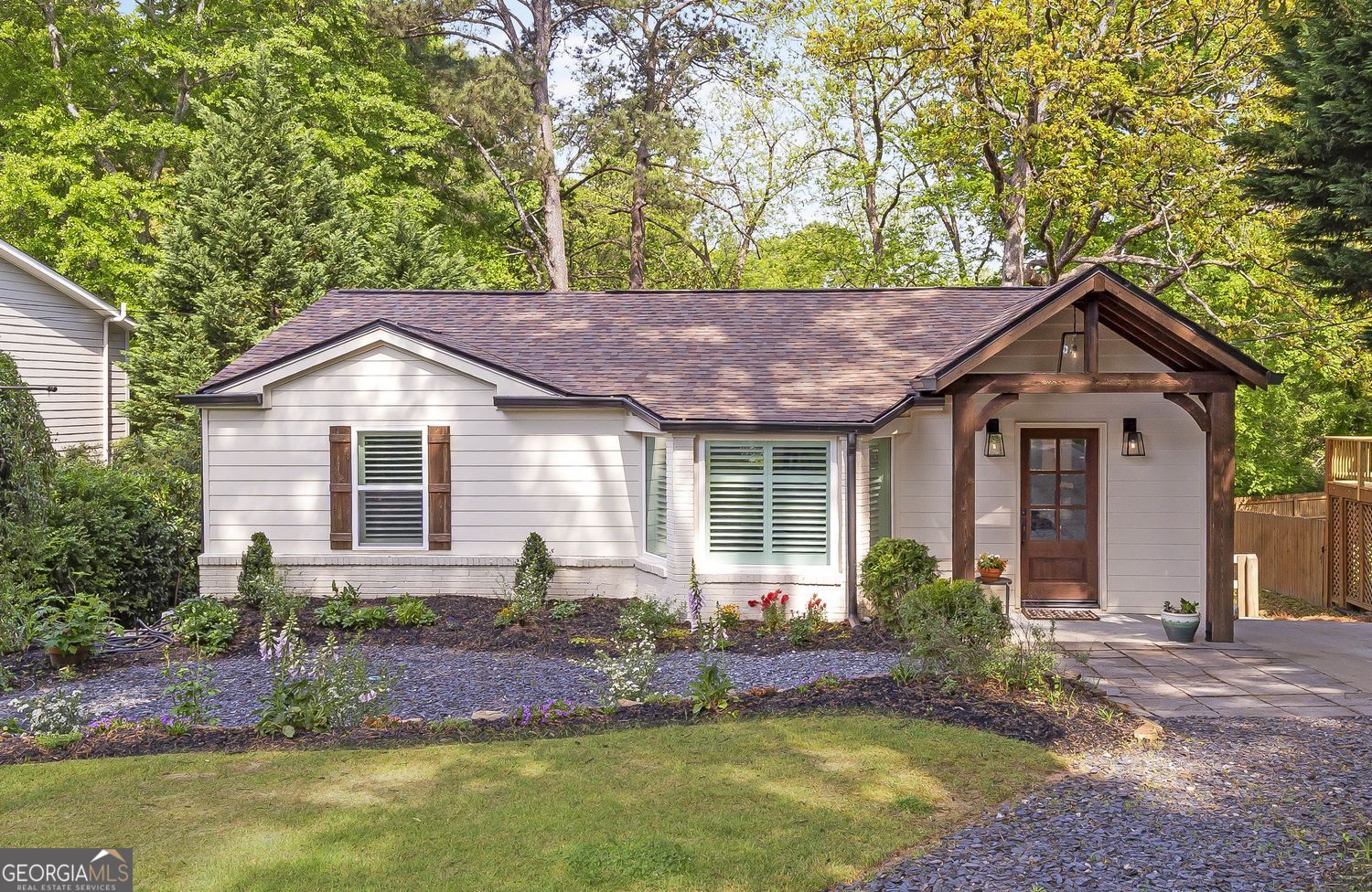 1840 Woodland Hills Avenue NW Atlanta GA 30318