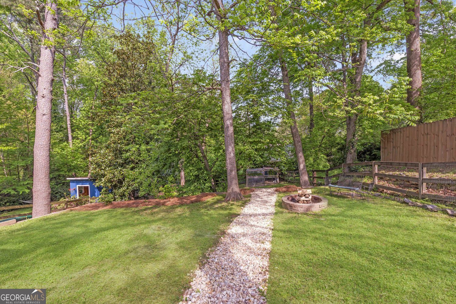 1840 Woodland Hills Avenue NW Atlanta GA 30318