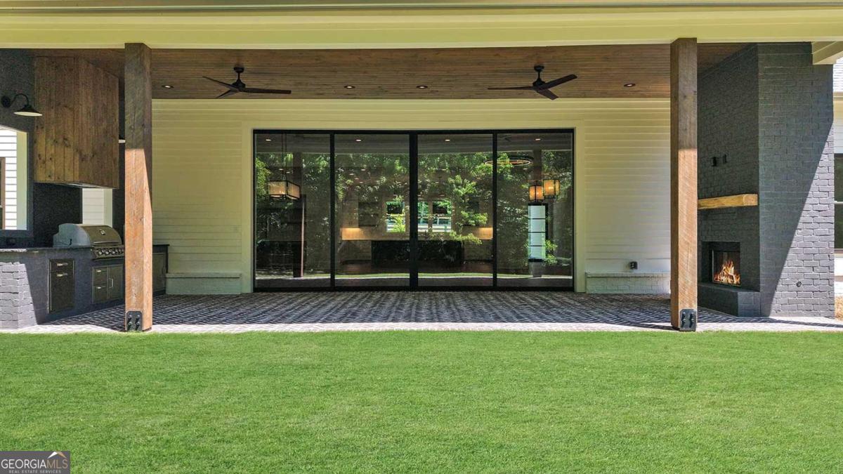 1452 Rucker Circle Woodstock GA 30188
