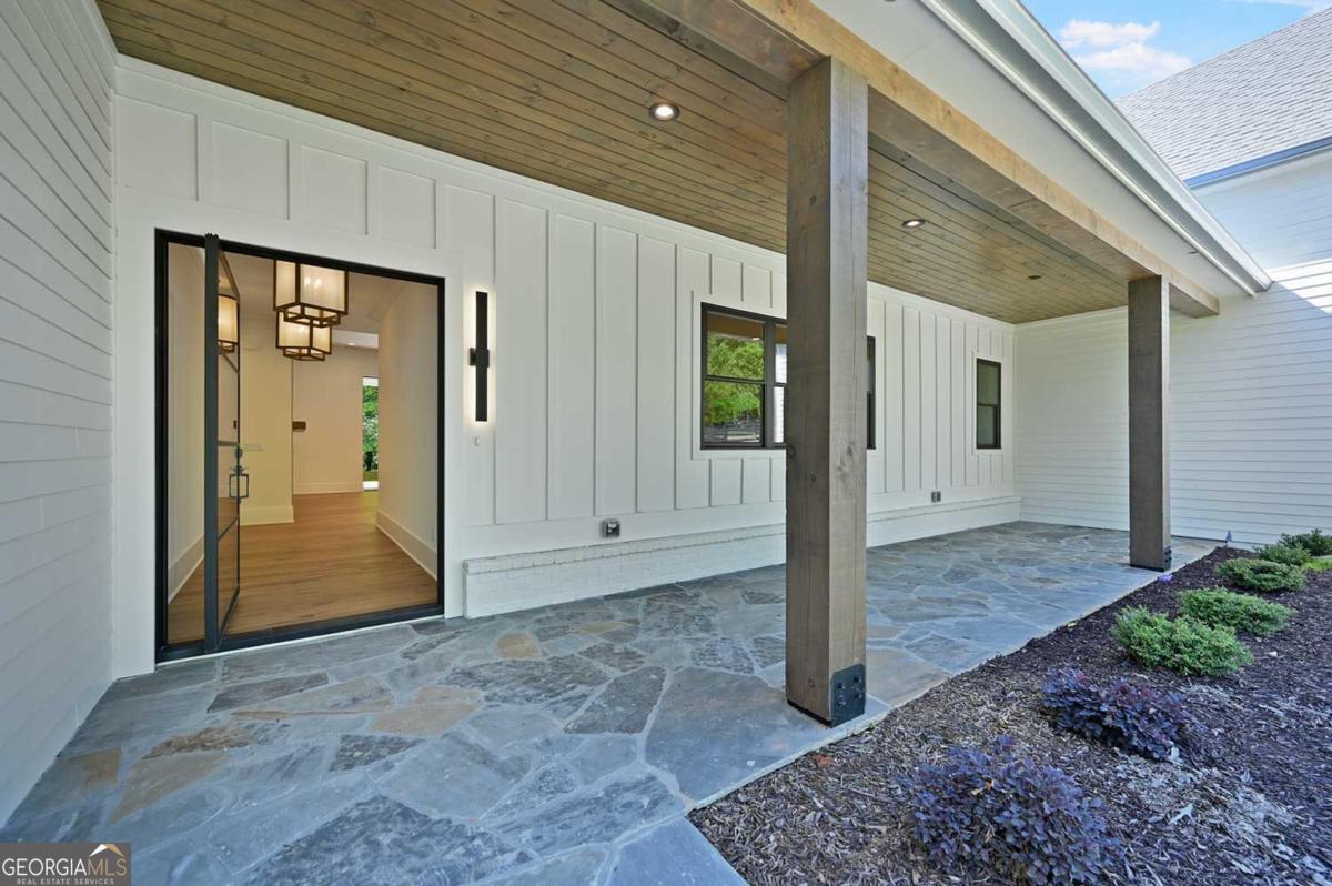 1452 Rucker Circle Woodstock GA 30188