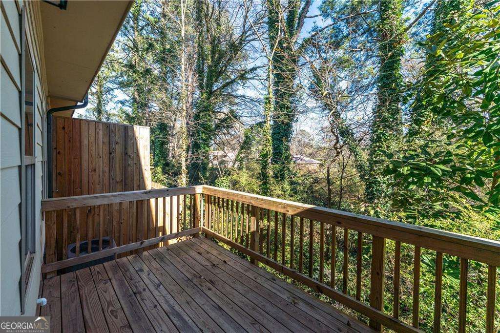 4816 Kittle Way Lilburn GA 30047
