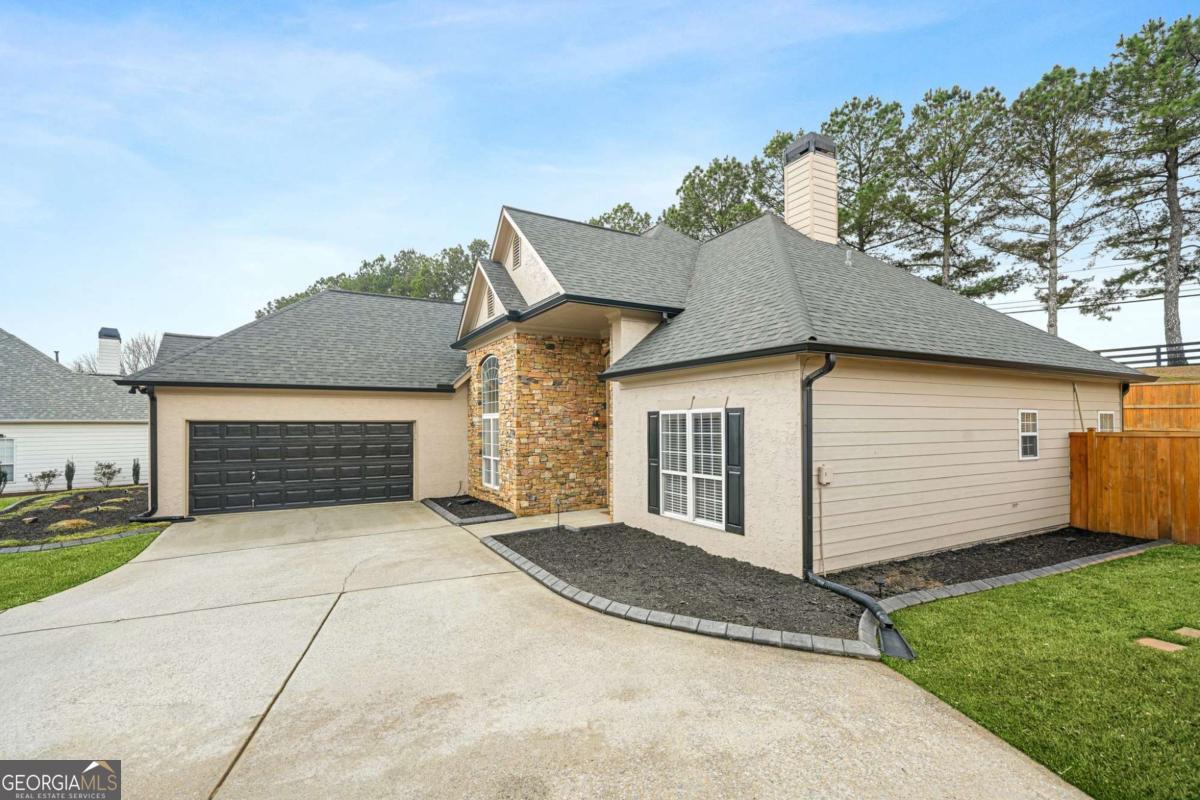 1564 Ember Oaks Circle Powder Springs GA 30127