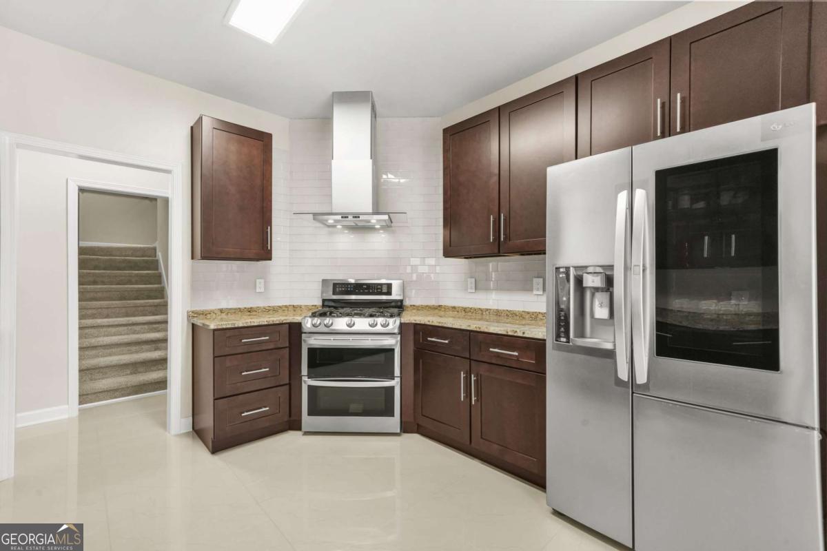 1564 Ember Oaks Circle Powder Springs GA 30127