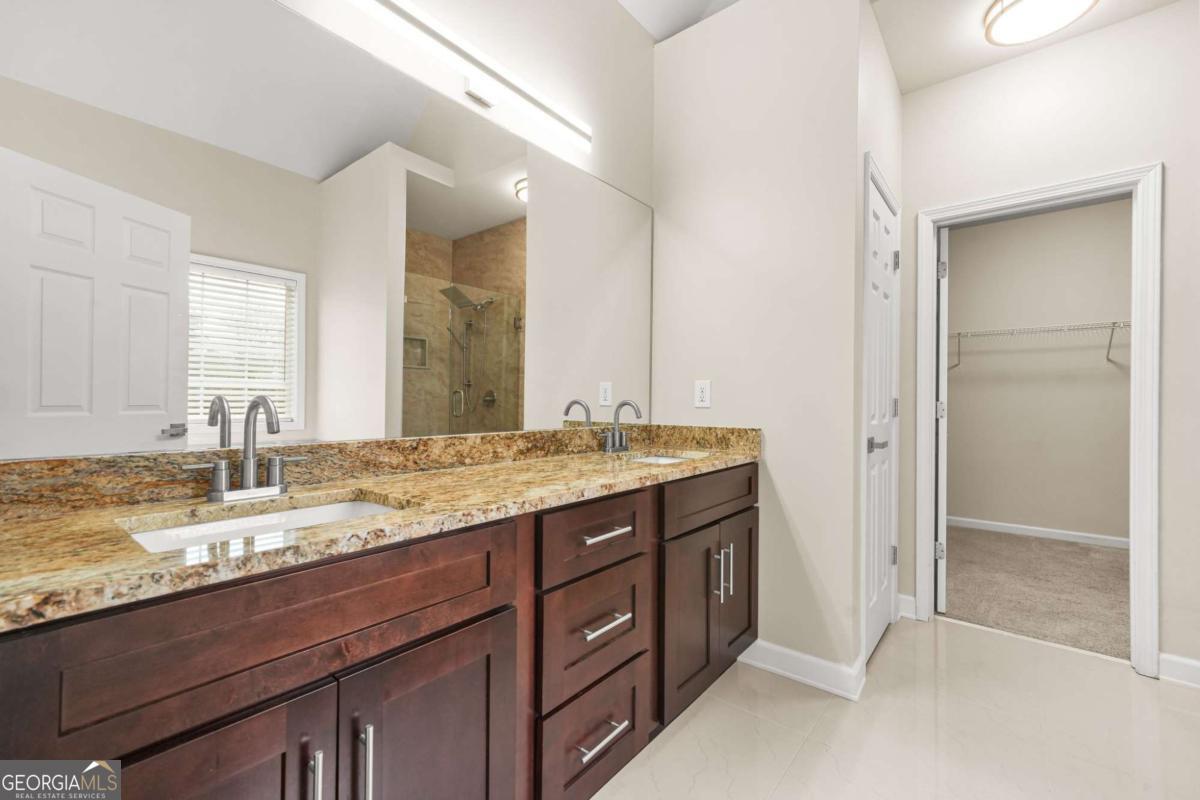 1564 Ember Oaks Circle Powder Springs GA 30127