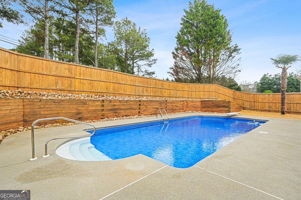 1564 Ember Oaks Circle Powder Springs GA 30127