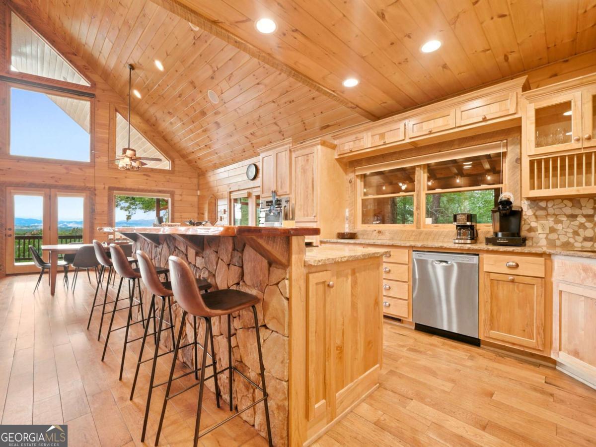 516 Endless View Road Mineral Bluff GA 30559