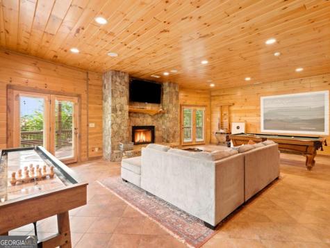 516 Endless View Road Mineral Bluff GA 30559