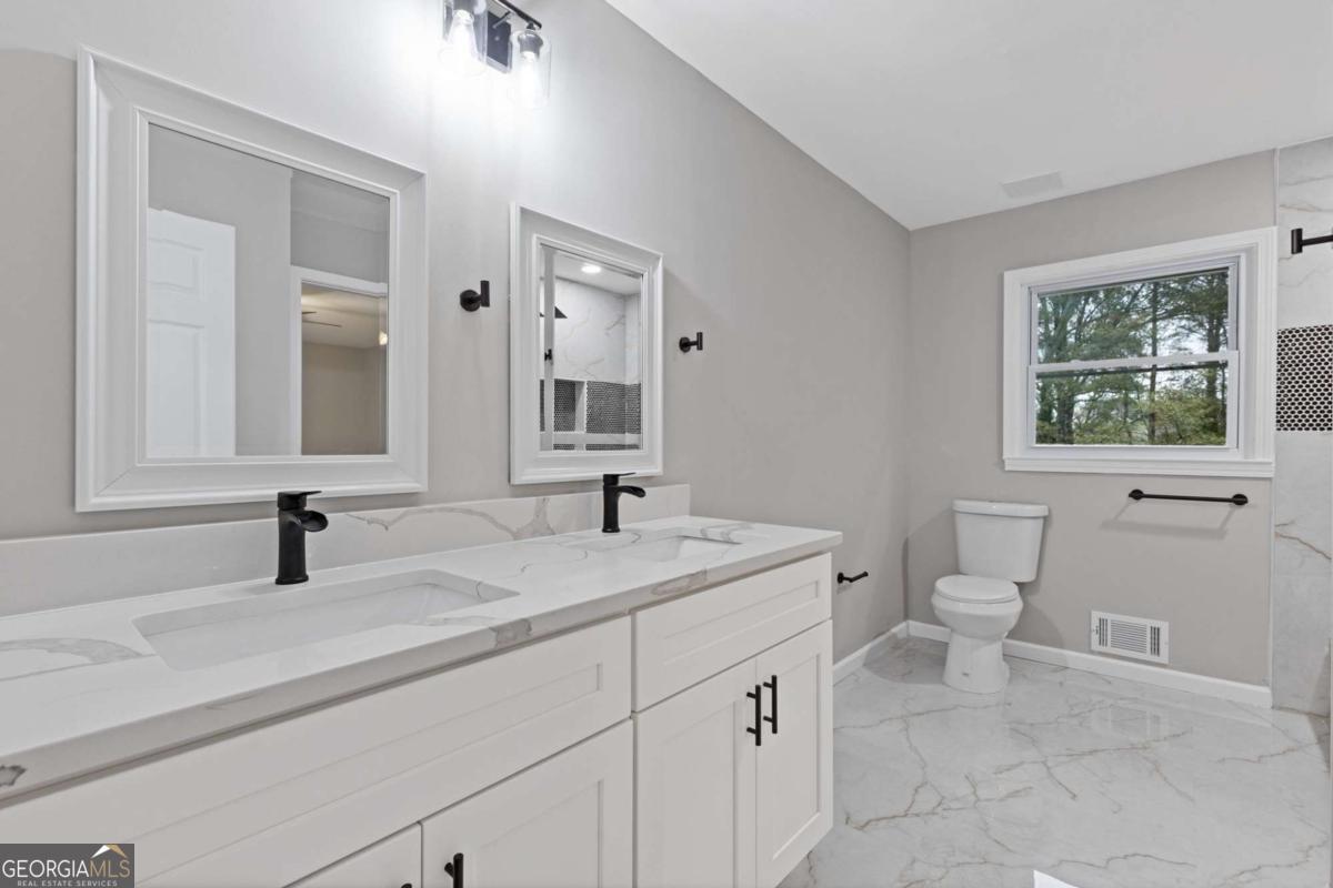 2224 Hudson Drive SW Lilburn GA 30047