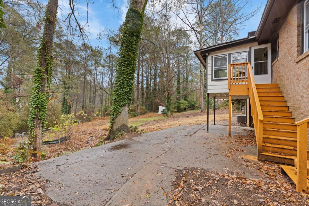 2224 Hudson Drive SW Lilburn GA 30047