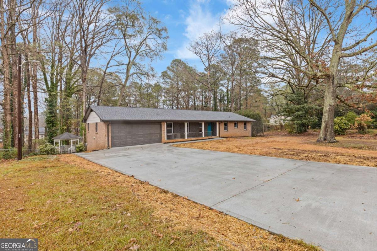 2224 Hudson Drive SW Lilburn GA 30047