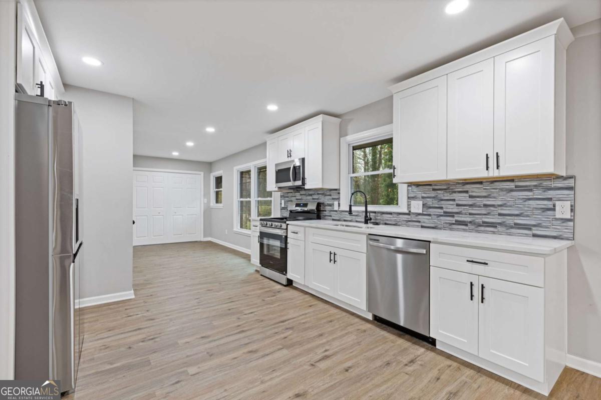 2224 Hudson Drive SW Lilburn GA 30047