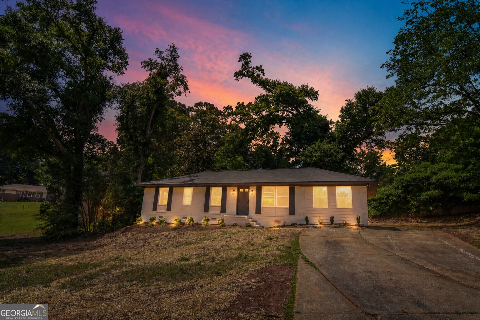 1545 Oakhill Drive Griffin GA 30223