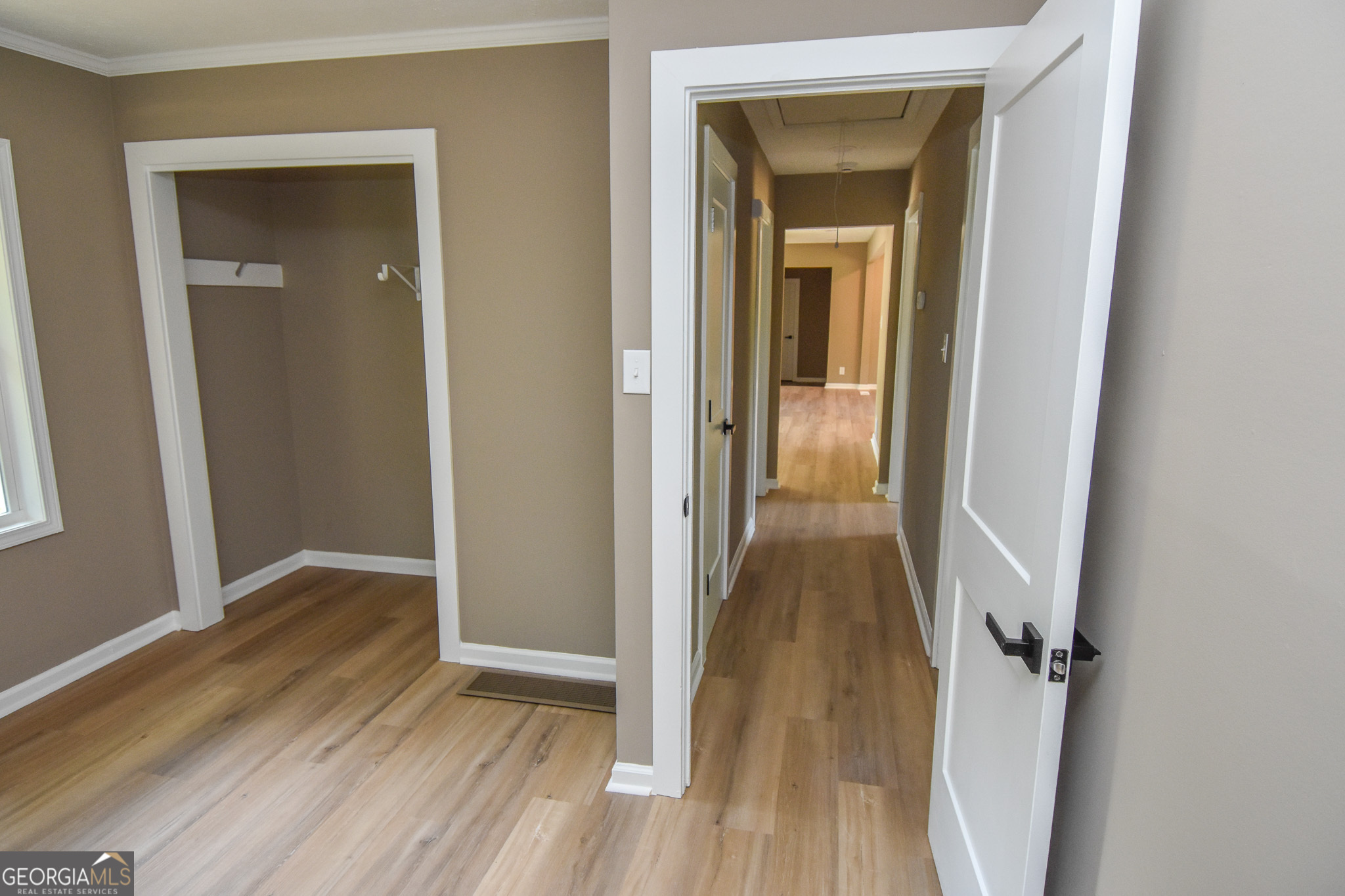 1545 Oakhill Drive Griffin GA 30223