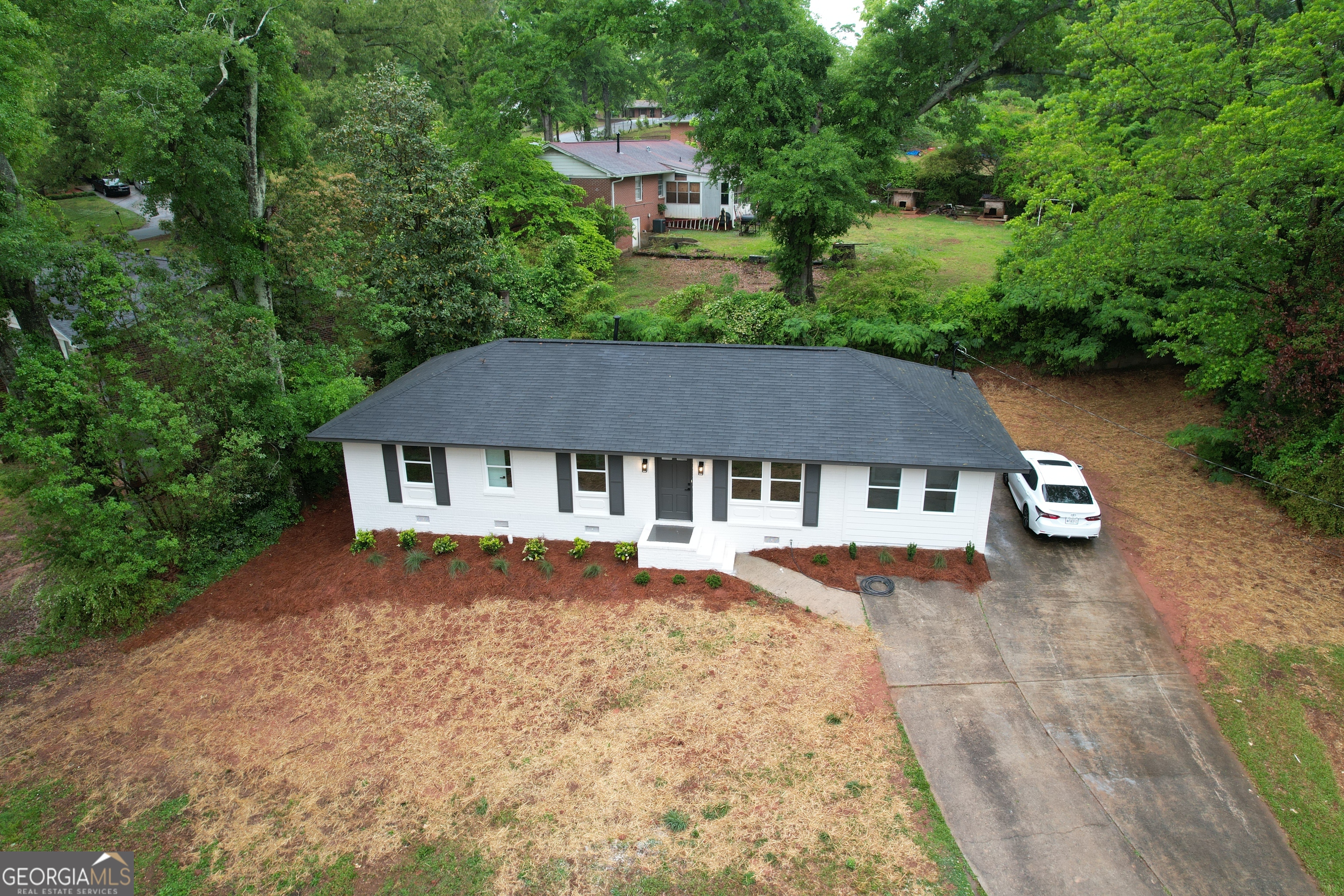 1545 Oakhill Drive Griffin GA 30223