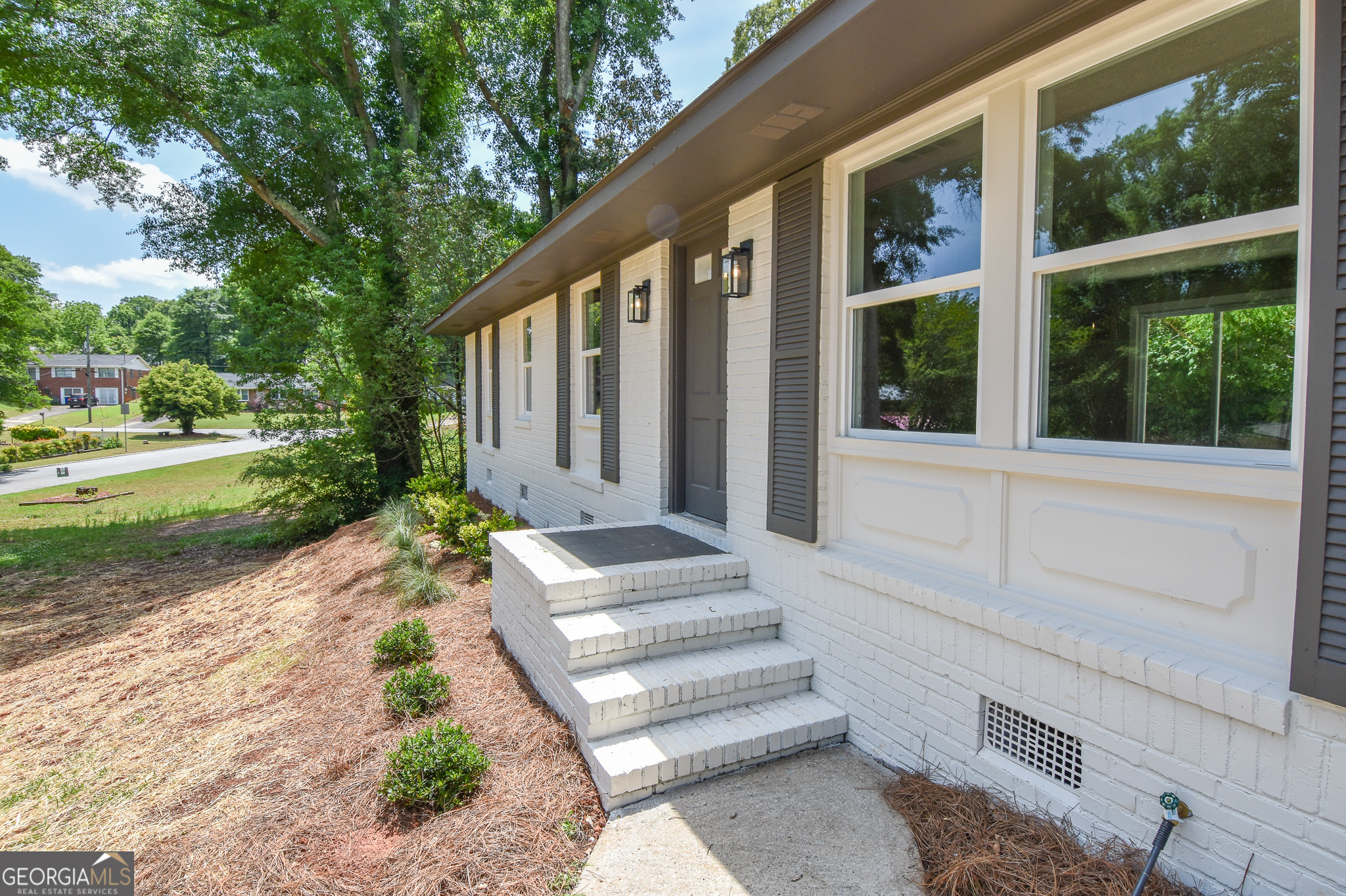 1545 Oakhill Drive Griffin GA 30223