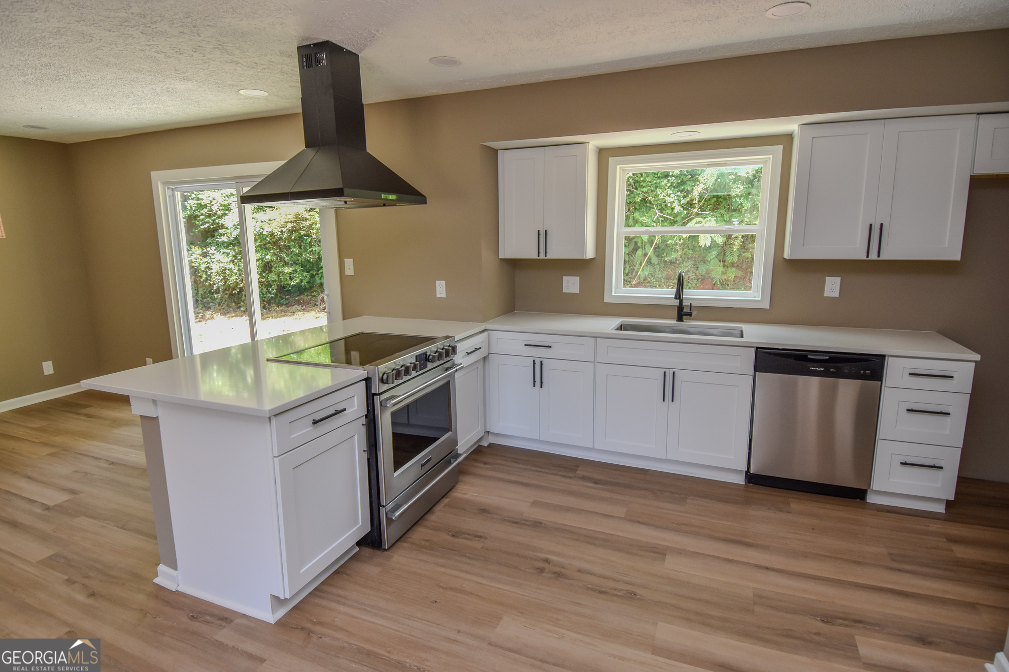 1545 Oakhill Drive Griffin GA 30223