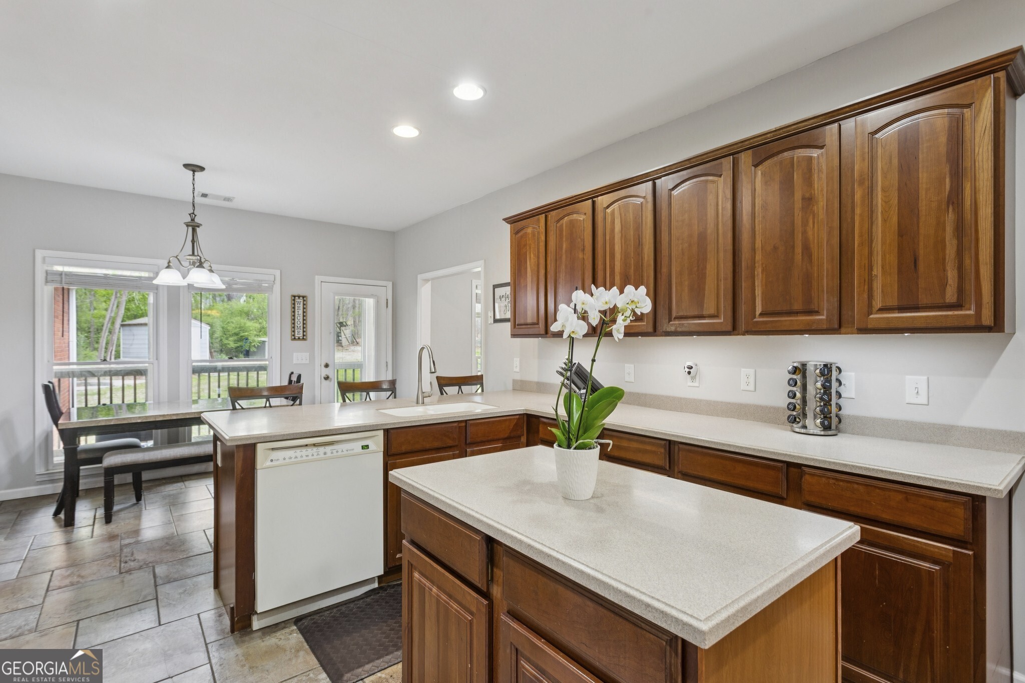 1137 Buchanan Highway Dallas GA 30157