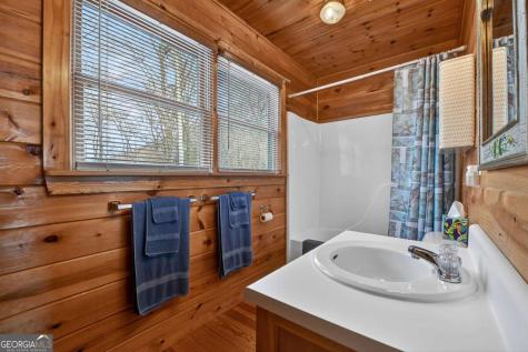 1186 Walnut Ridge Ellijay GA 30536