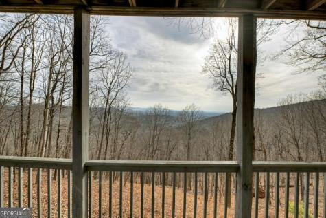 1186 Walnut Ridge Ellijay GA 30536